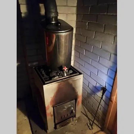 Retro Forest Cabin Holiday home Askola